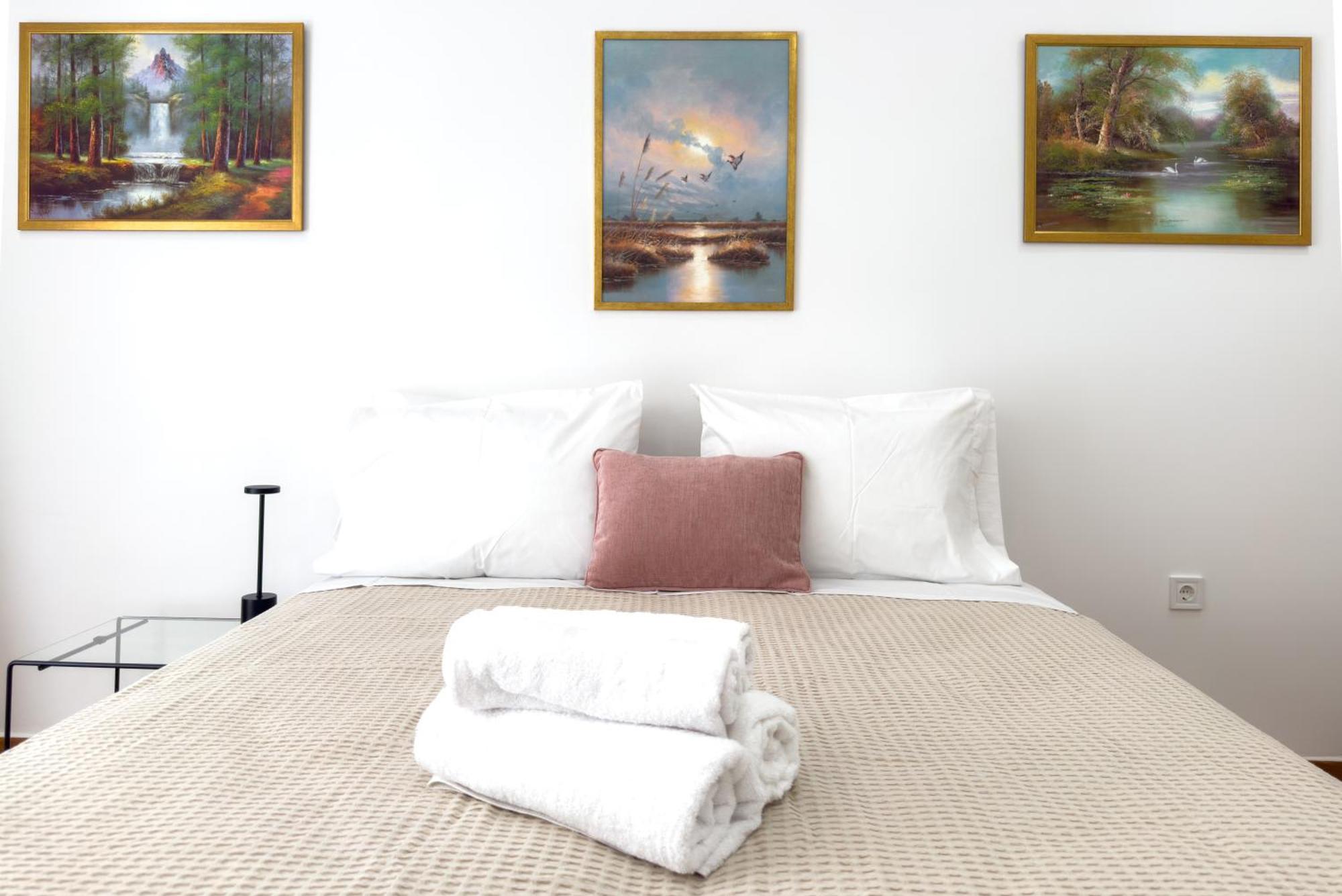 Eclectic Moonstone Apartment In Αθήνα Εξωτερικό φωτογραφία